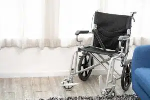 Wheelchair for indoor home mobility